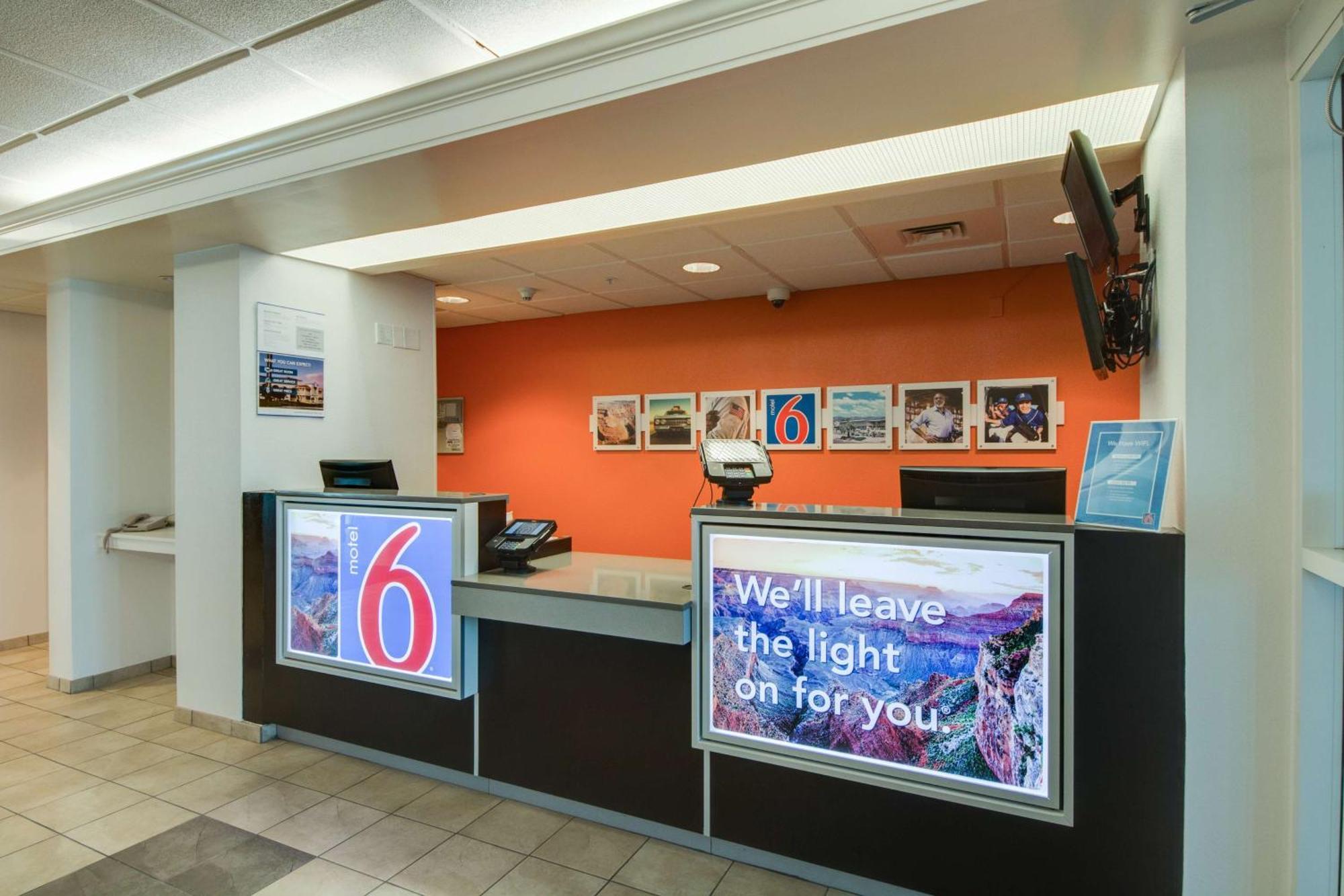 Motel 6-Brownsville, Tx Екстер'єр фото